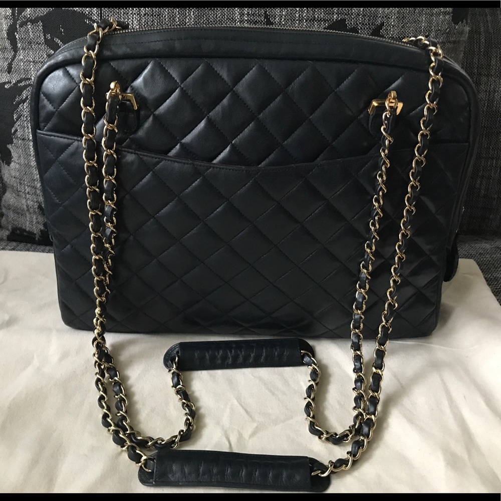 ⛔️SOLD⛔️Chanel Large Camera Bag, Navy